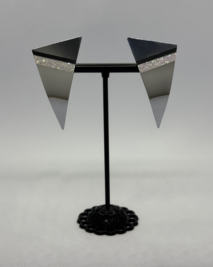 Kolczyki trójkątne metalowe sztyfty Modern