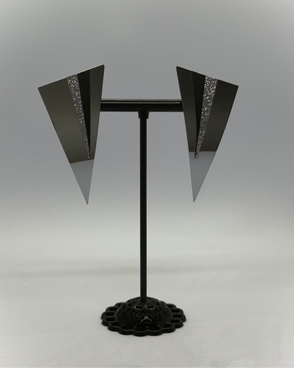 Kolczyki trójkątne metalowe sztyfty Modern